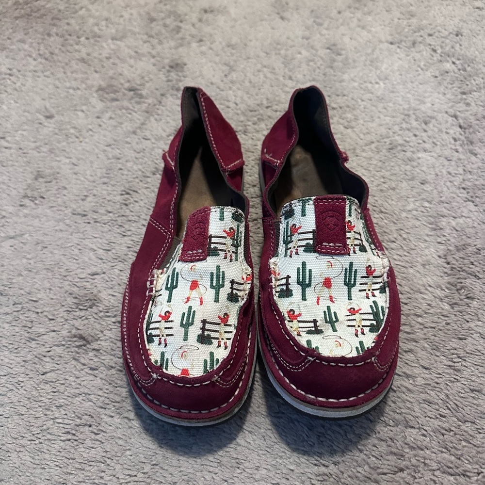 Ariat Women's Cruiser Chimayo Loafers